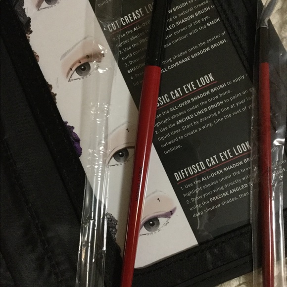 NEW smashbox eye brush set & case - Picture 5 of 6